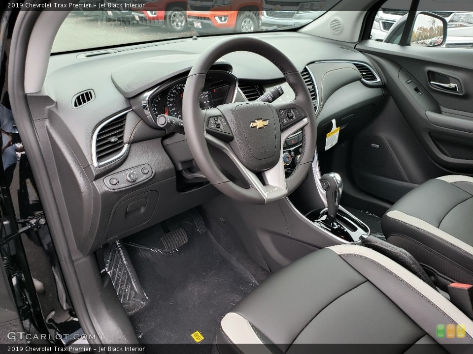 Jet Black Interior Photo for the 2019 Chevrolet Trax Premier #130255037