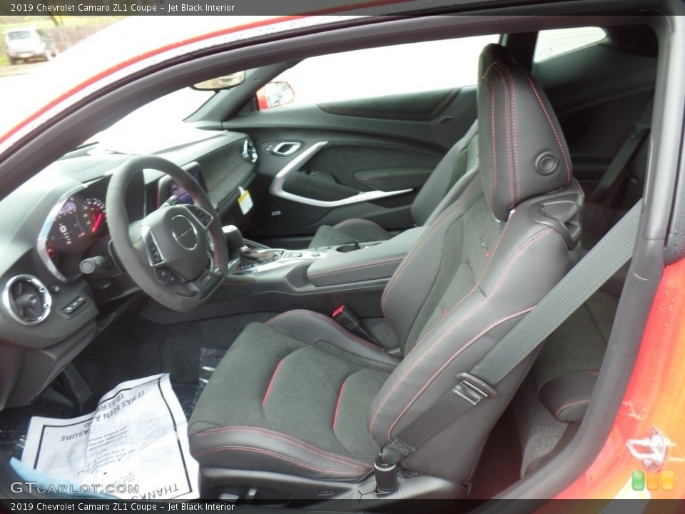 Jet Black Interior Photo for the 2019 Chevrolet Camaro ZL1 Coupe #130267655
