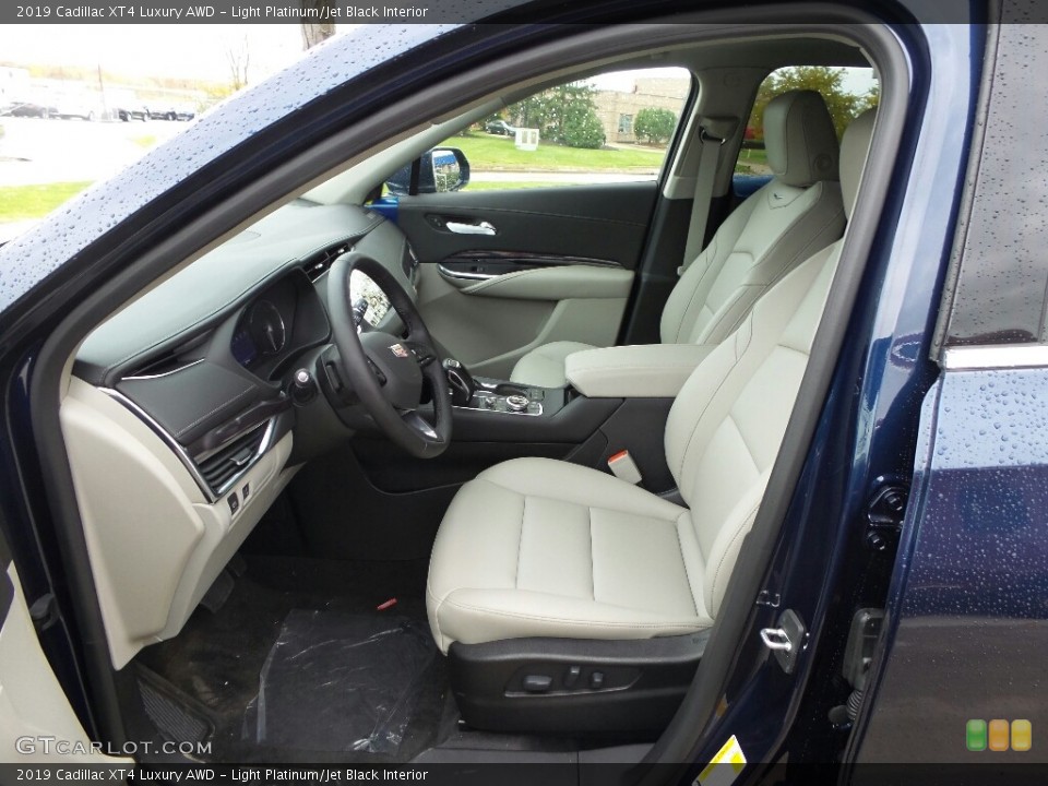 Light Platinum/Jet Black Interior Front Seat for the 2019 Cadillac XT4 Luxury AWD #130281248