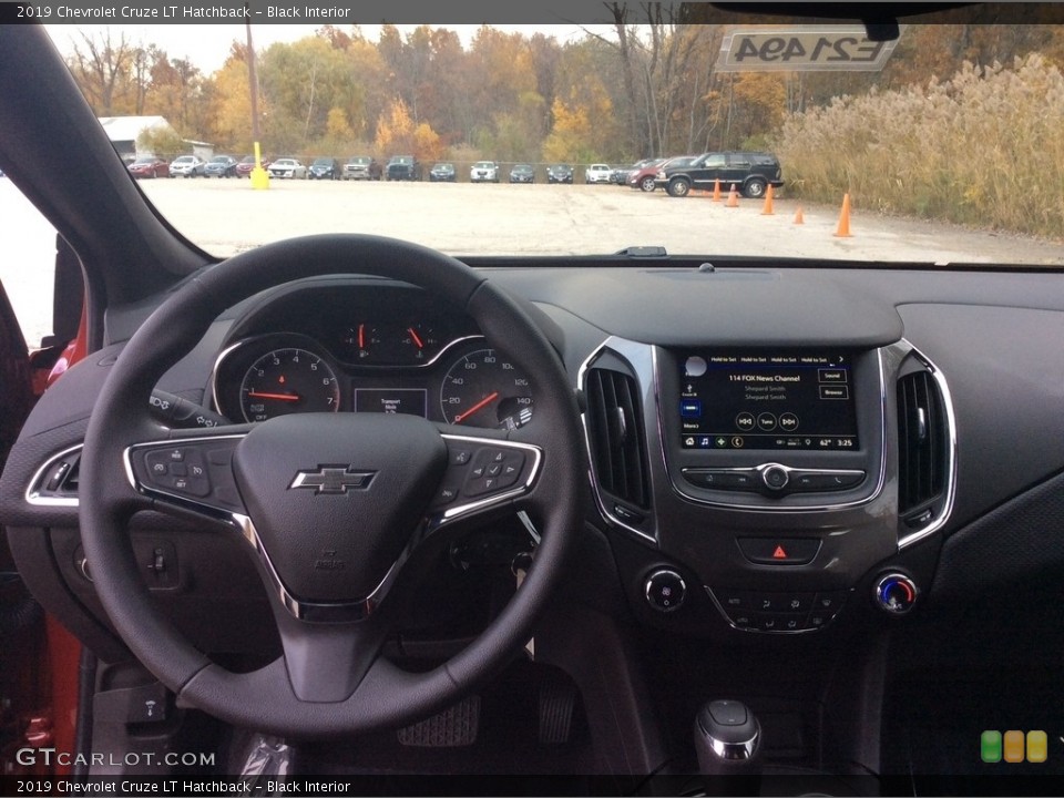 Black Interior Controls for the 2019 Chevrolet Cruze LT Hatchback #130283528