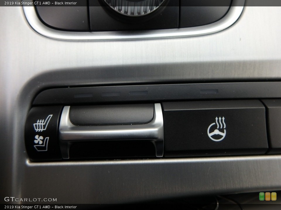 Black Interior Controls for the 2019 Kia Stinger GT1 AWD #130304029