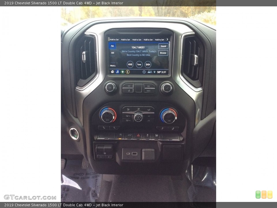 Jet Black Interior Controls for the 2019 Chevrolet Silverado 1500 LT Double Cab 4WD #130320520