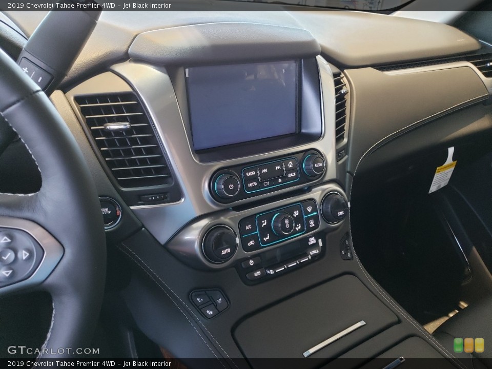 Jet Black Interior Controls for the 2019 Chevrolet Tahoe Premier 4WD #130329403