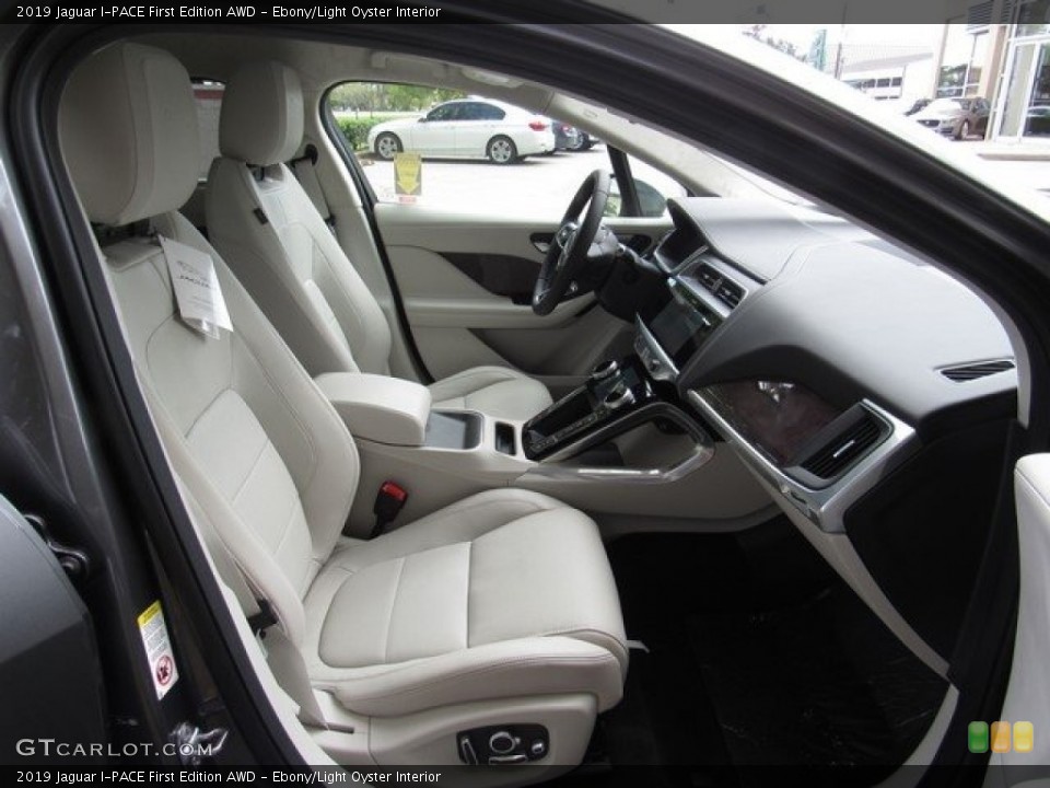 Ebony/Light Oyster Interior Photo for the 2019 Jaguar I-PACE First Edition AWD #130331776