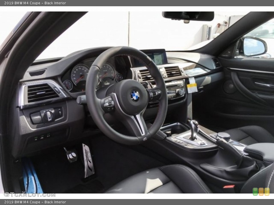 Black Interior Dashboard for the 2019 BMW M4 Coupe #130341800