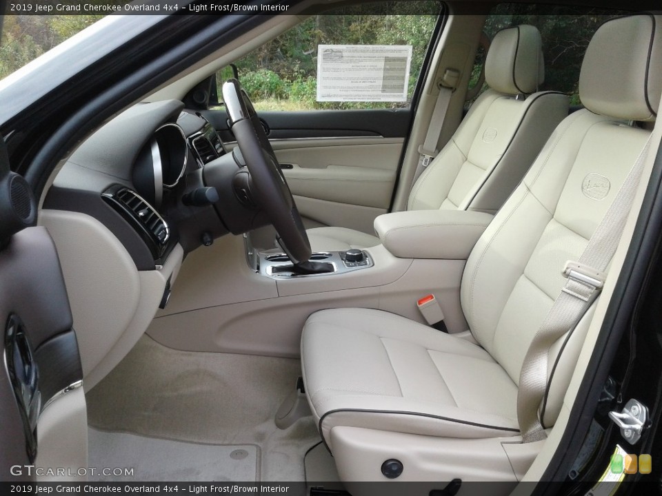 Light Frost/Brown Interior Photo for the 2019 Jeep Grand Cherokee Overland 4x4 #130344647