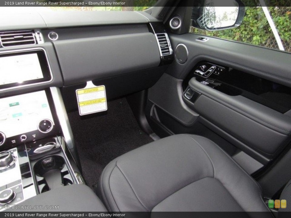 Ebony/Ebony Interior Dashboard for the 2019 Land Rover Range Rover Supercharged #130387799
