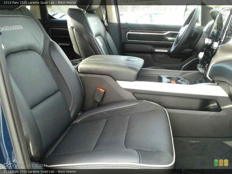 Black Interior Front Seat for the 2019 Ram 1500 Laramie Quad Cab #130400072