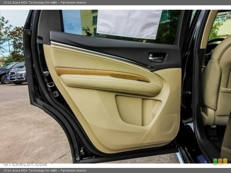Parchment Interior Door Panel for the 2019 Acura MDX Technology SH-AWD #130415576