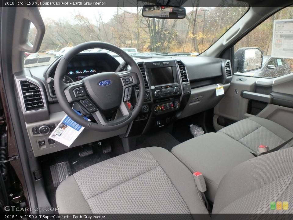 Earth Gray Interior Photo for the 2018 Ford F150 XLT SuperCab 4x4 #130417736