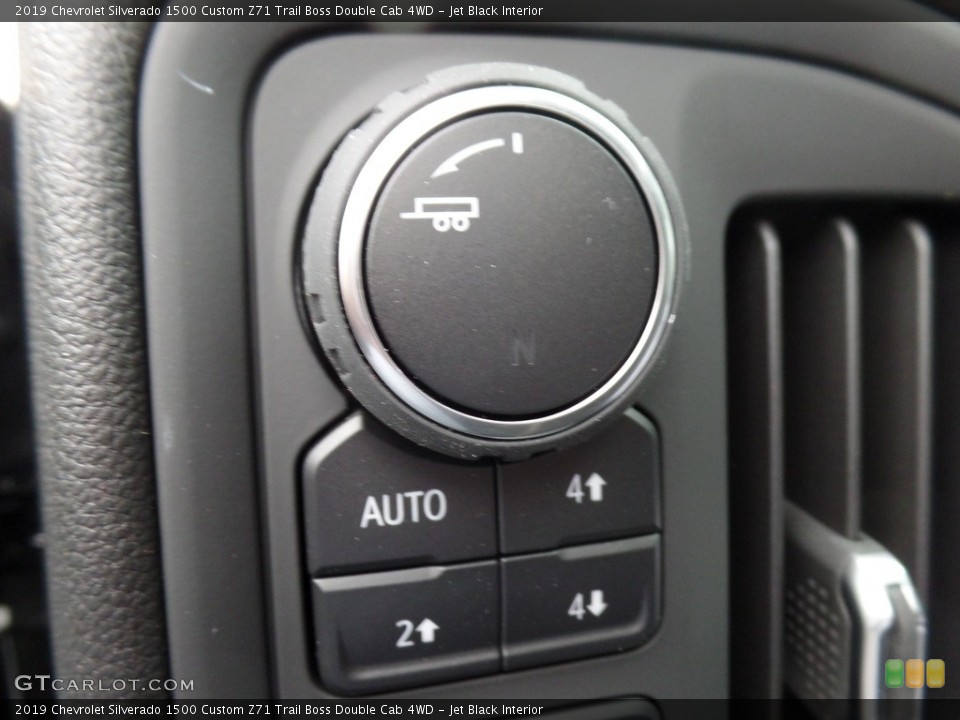 Jet Black Interior Controls for the 2019 Chevrolet Silverado 1500 Custom Z71 Trail Boss Double Cab 4WD #130423325