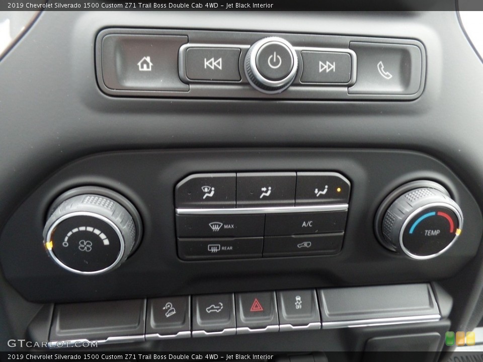 Jet Black Interior Controls for the 2019 Chevrolet Silverado 1500 Custom Z71 Trail Boss Double Cab 4WD #130424499