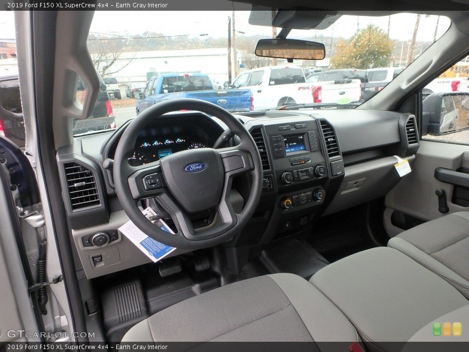 Earth Gray Interior Photo for the 2019 Ford F150 XL SuperCrew 4x4 #130428461