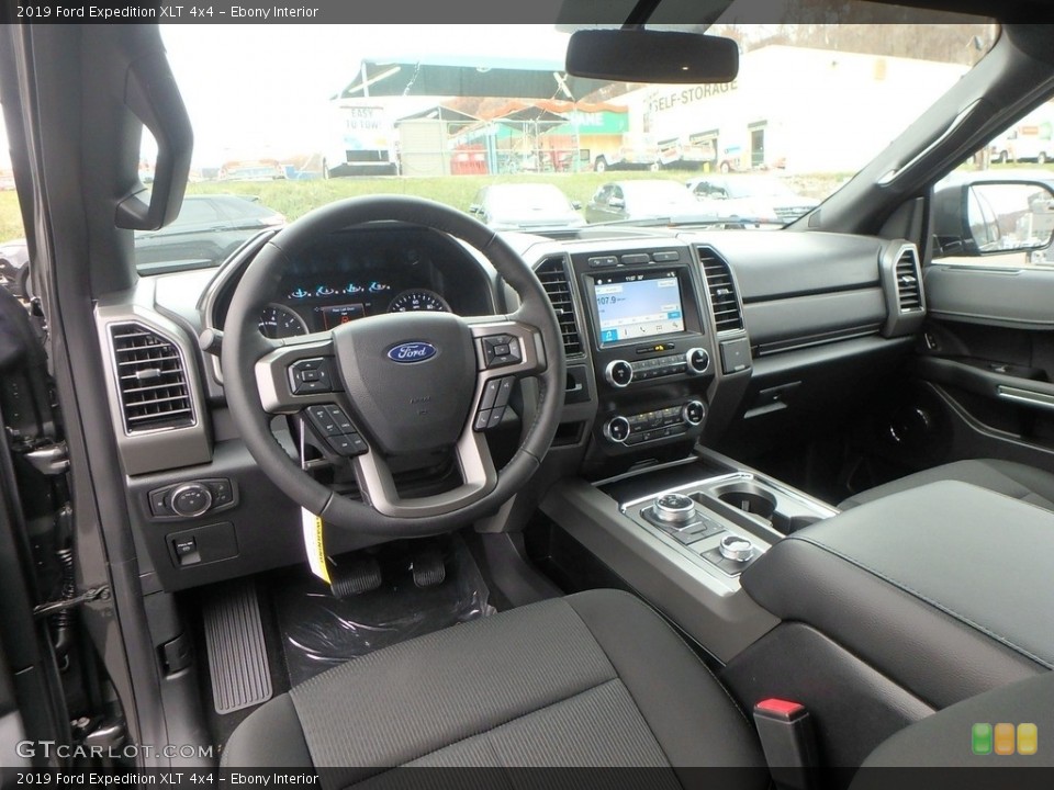 Ebony Interior Photo for the 2019 Ford Expedition XLT 4x4 #130440352