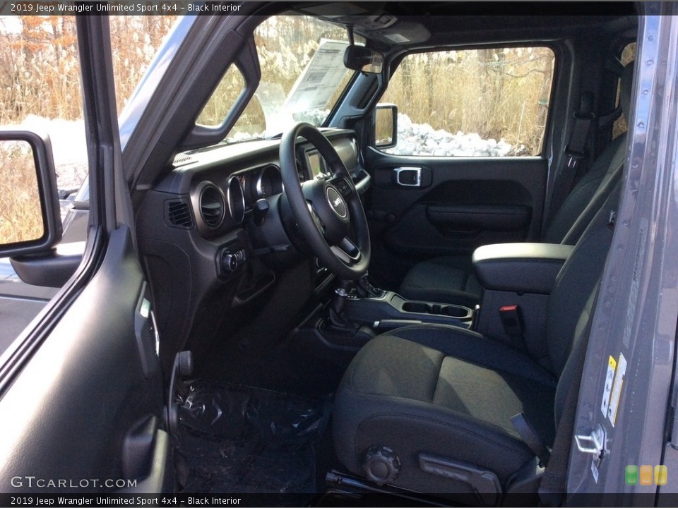 Black Interior Photo for the 2019 Jeep Wrangler Unlimited Sport 4x4 #130441690