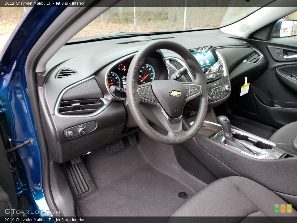 Jet Black Interior Photo for the 2019 Chevrolet Malibu LT #130450220