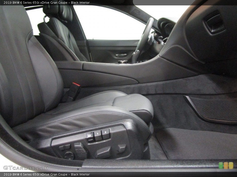 Black 2019 BMW 6 Series Interiors