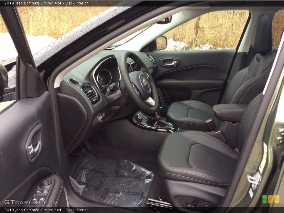 Black Interior Front Seat for the 2019 Jeep Compass Limited 4x4 #130465481