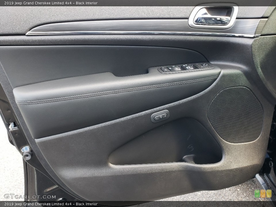 Black Interior Door Panel for the 2019 Jeep Grand Cherokee Limited 4x4 #130473368