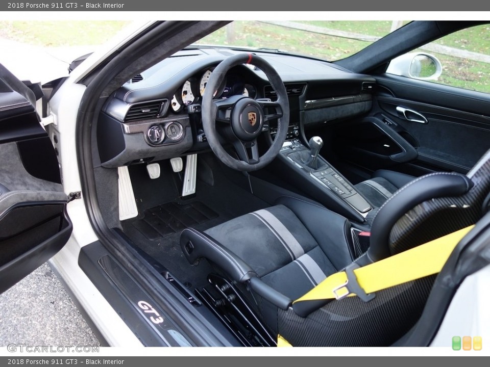 Black Interior Front Seat for the 2018 Porsche 911 GT3 #130487330