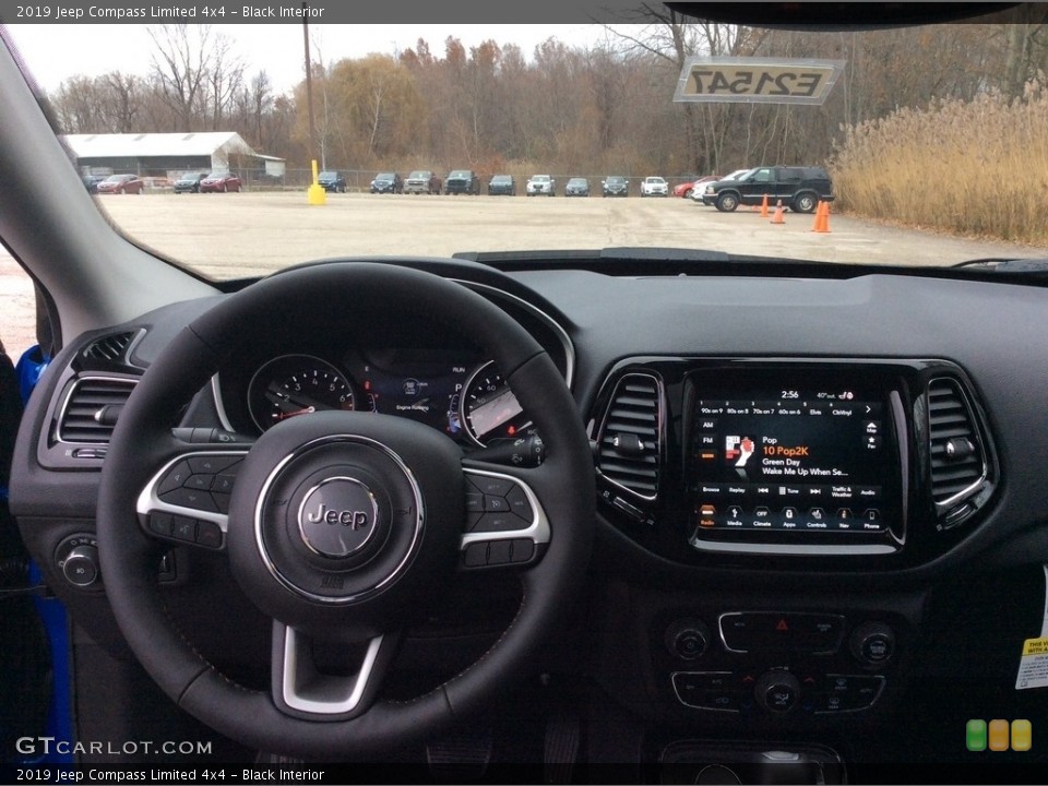 Black Interior Dashboard for the 2019 Jeep Compass Limited 4x4 #130510028