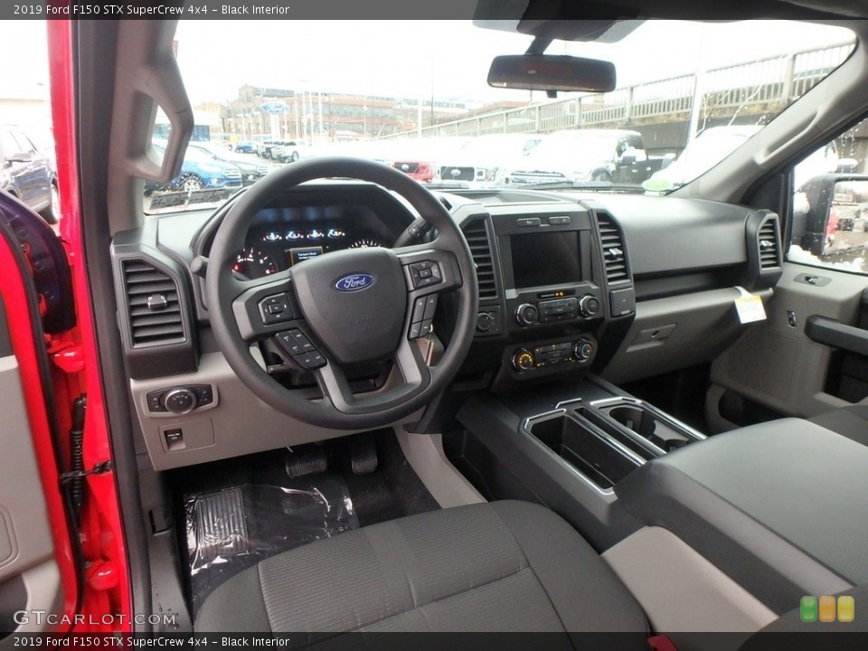 Black Interior Photo for the 2019 Ford F150 STX SuperCrew 4x4 #130520066