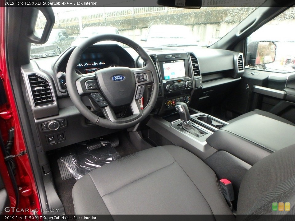 Black Interior Photo for the 2019 Ford F150 XLT SuperCab 4x4 #130524886
