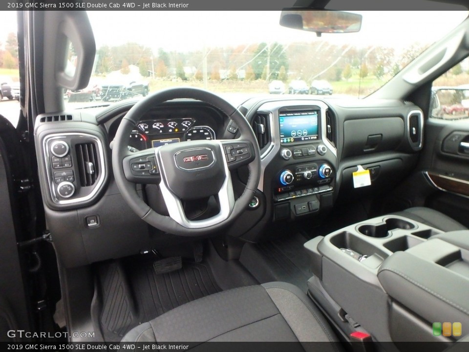 Jet Black Interior Photo for the 2019 GMC Sierra 1500 SLE Double Cab 4WD #130543042