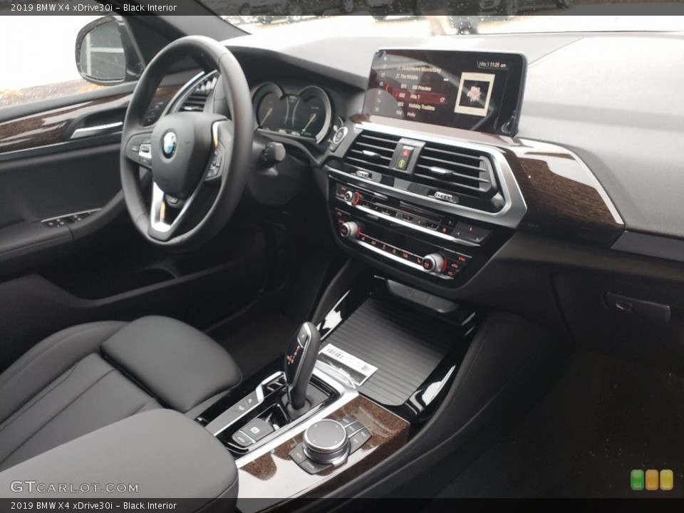 Black Interior Dashboard for the 2019 BMW X4 xDrive30i #130547339