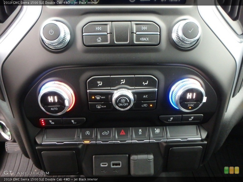 Jet Black Interior Controls for the 2019 GMC Sierra 1500 SLE Double Cab 4WD #130570314