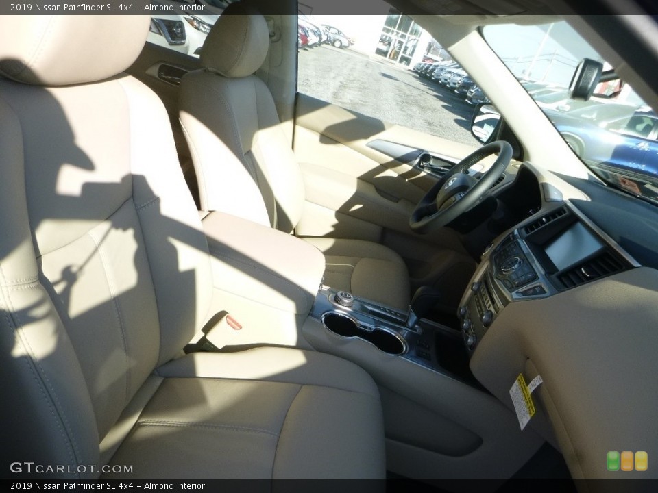 Almond 2019 Nissan Pathfinder Interiors