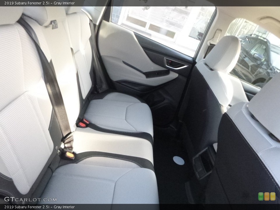 Gray Interior Rear Seat for the 2019 Subaru Forester 2.5i #130586058