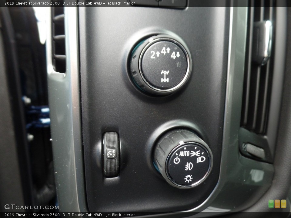 Jet Black Interior Controls for the 2019 Chevrolet Silverado 2500HD LT Double Cab 4WD #130593507