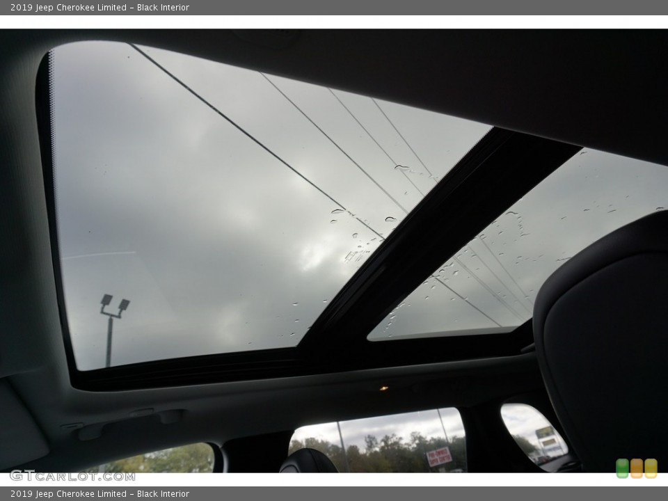Black Interior Sunroof for the 2019 Jeep Cherokee Limited #130617393
