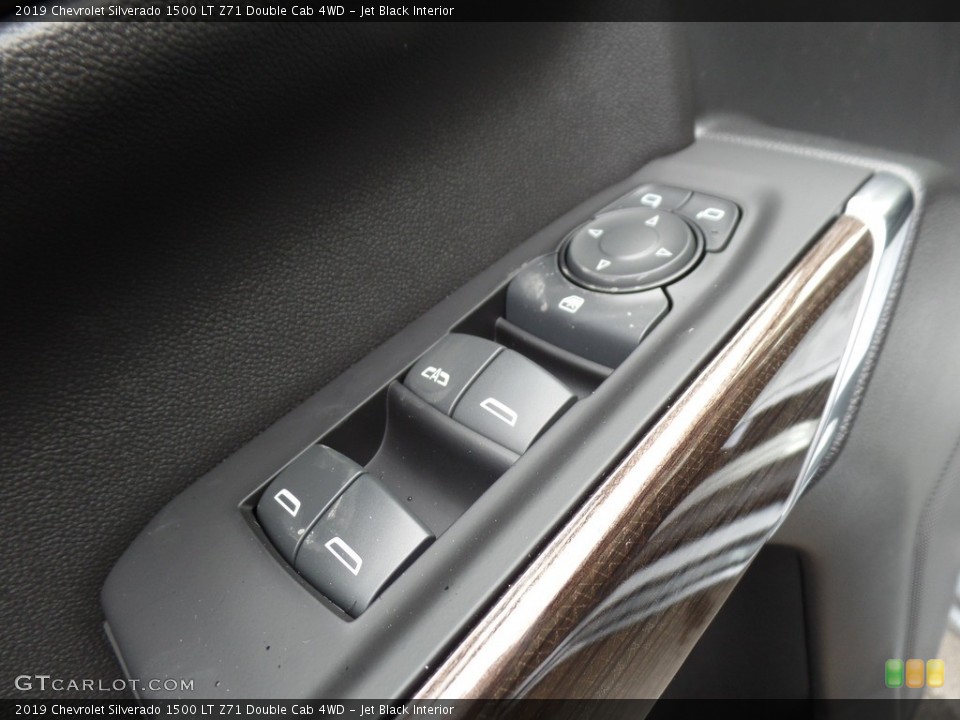 Jet Black Interior Controls for the 2019 Chevrolet Silverado 1500 LT Z71 Double Cab 4WD #130624980