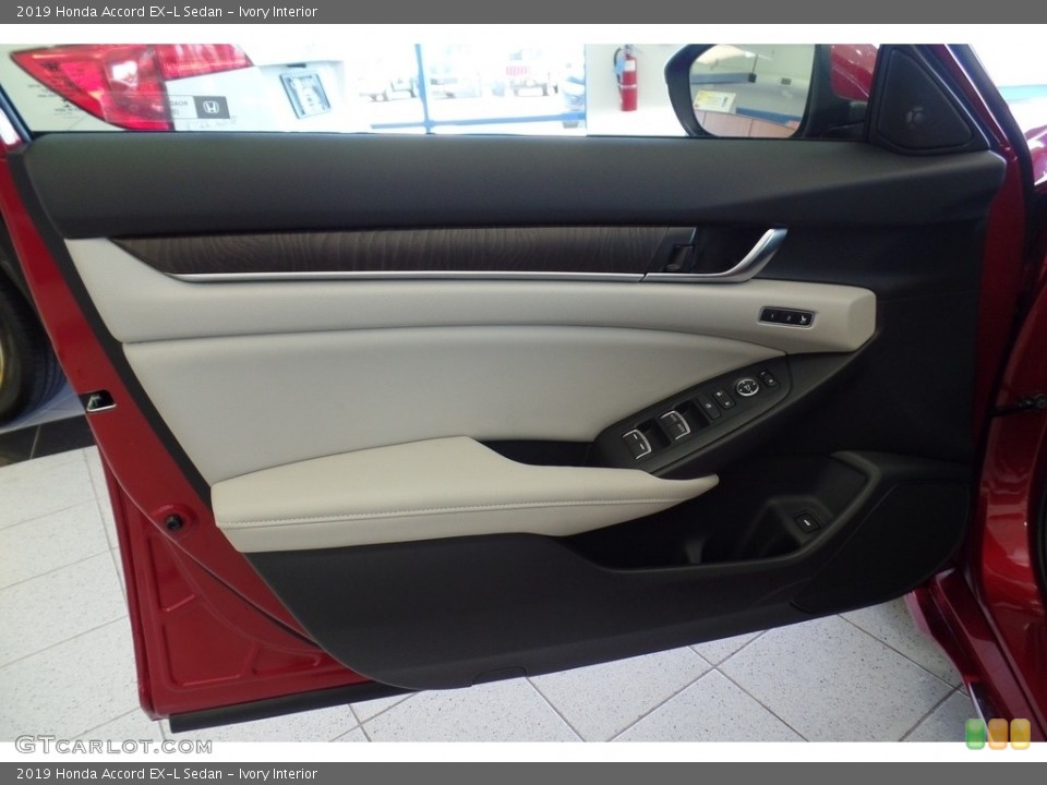 Ivory Interior Door Panel for the 2019 Honda Accord EX-L Sedan #130629004