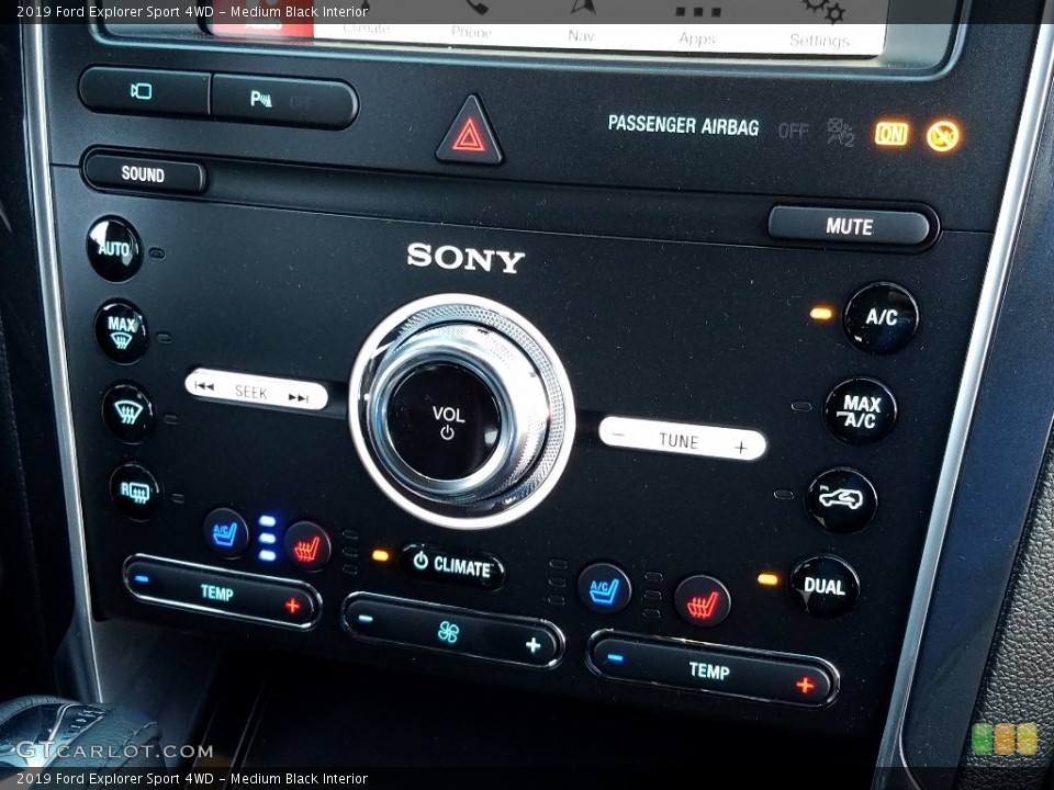 Medium Black Interior Controls for the 2019 Ford Explorer Sport 4WD #130633413