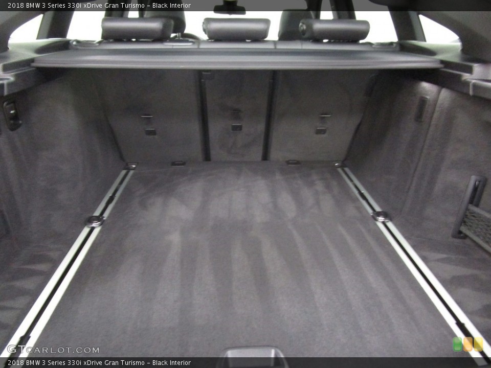 Black Interior Trunk for the 2018 BMW 3 Series 330i xDrive Gran Turismo #130634620