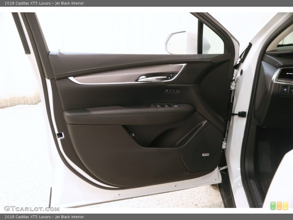 Jet Black Interior Door Panel for the 2018 Cadillac XT5 Luxury #130635289
