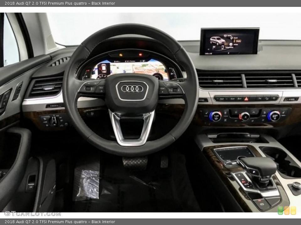 Black Interior Dashboard for the 2018 Audi Q7 2.0 TFSI Premium Plus quattro #130655661