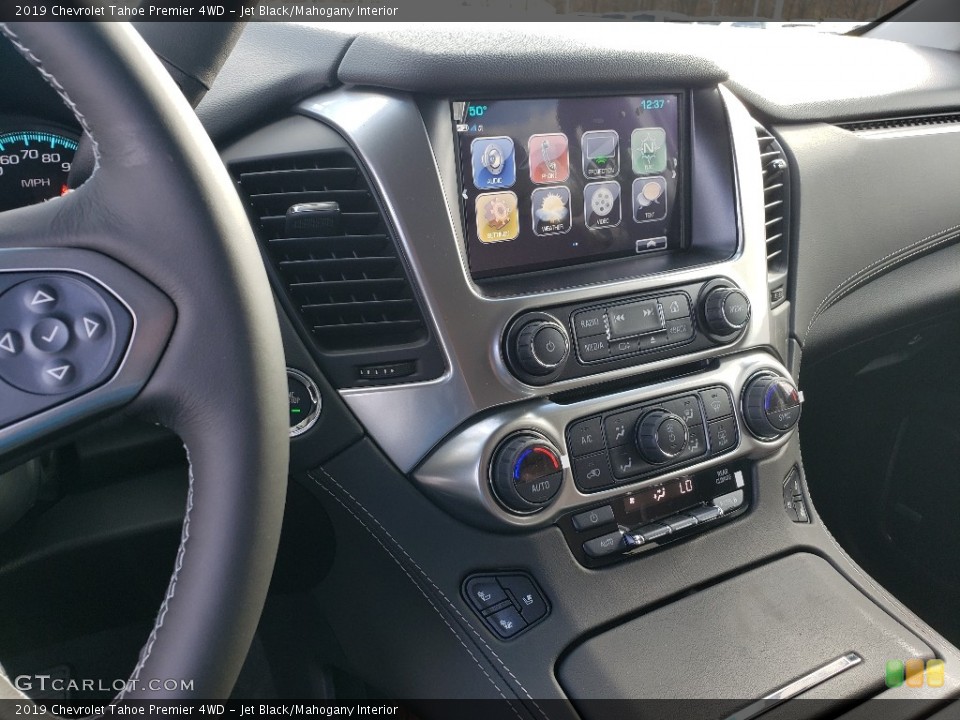 Jet Black/Mahogany Interior Controls for the 2019 Chevrolet Tahoe Premier 4WD #130658057