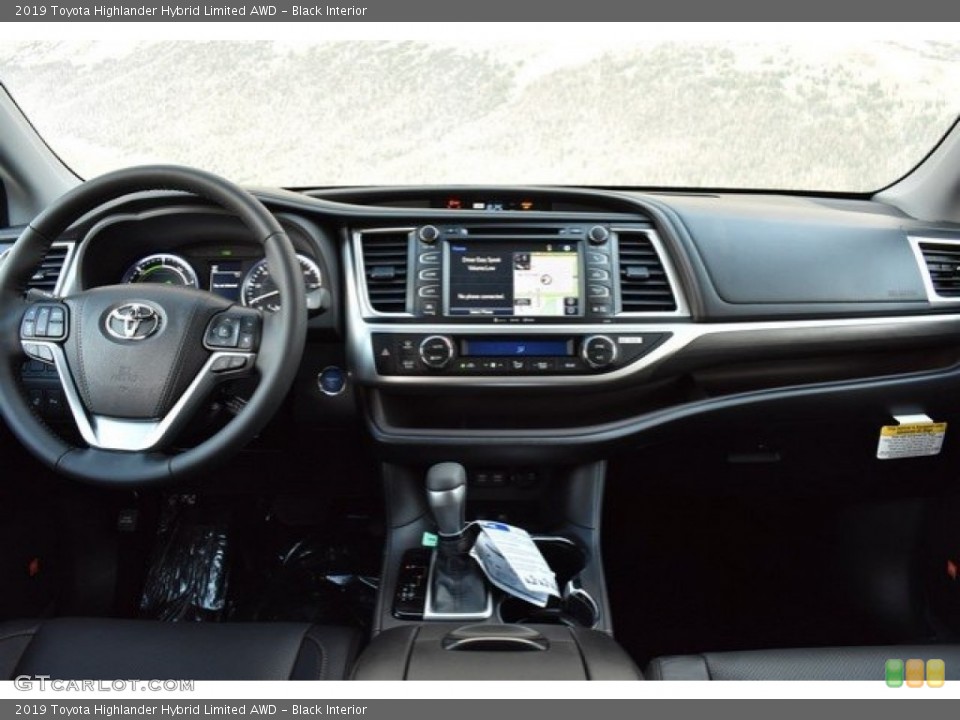 Black Interior Dashboard for the 2019 Toyota Highlander Hybrid Limited AWD #130675940
