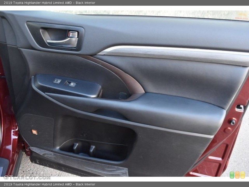 Black Interior Door Panel for the 2019 Toyota Highlander Hybrid Limited AWD #130676258