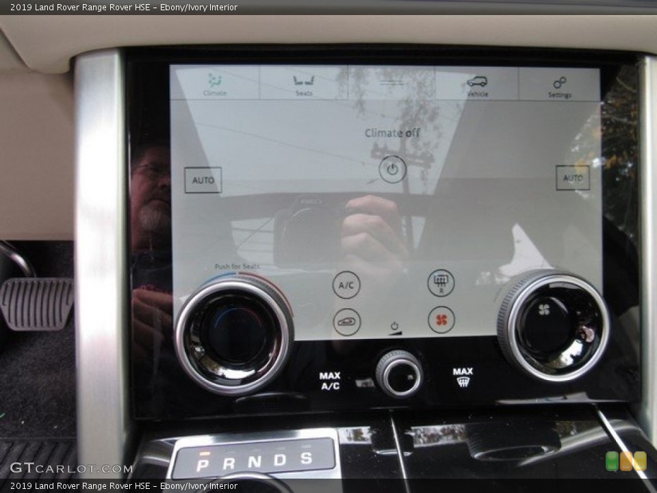 Ebony/Ivory Interior Controls for the 2019 Land Rover Range Rover HSE #130698643