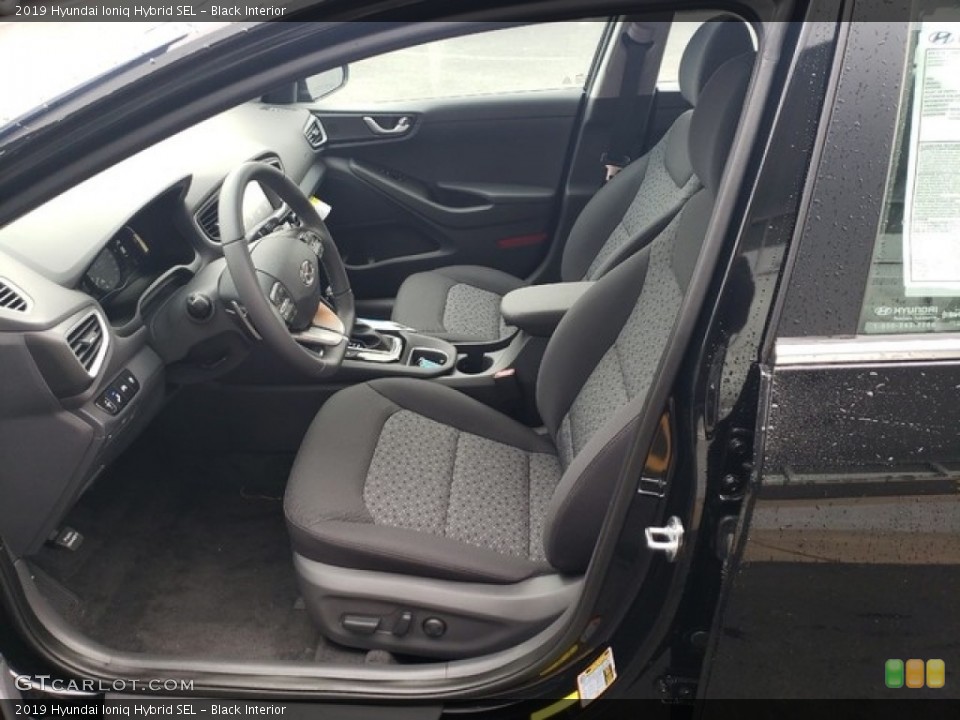 Black Interior Photo for the 2019 Hyundai Ioniq Hybrid SEL #130716416
