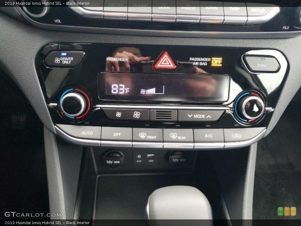 Black Interior Controls for the 2019 Hyundai Ioniq Hybrid SEL #130716557