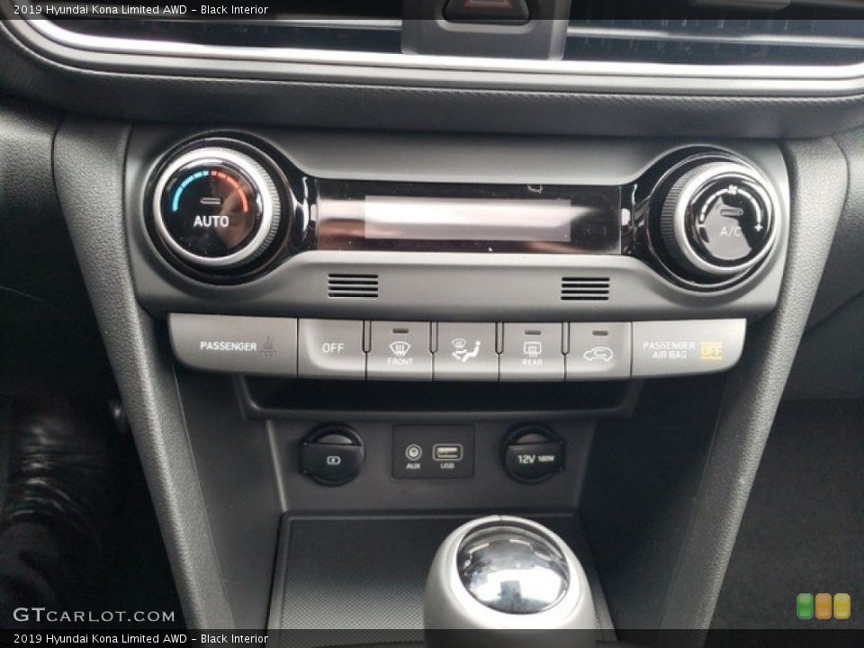 Black Interior Controls for the 2019 Hyundai Kona Limited AWD #130733981