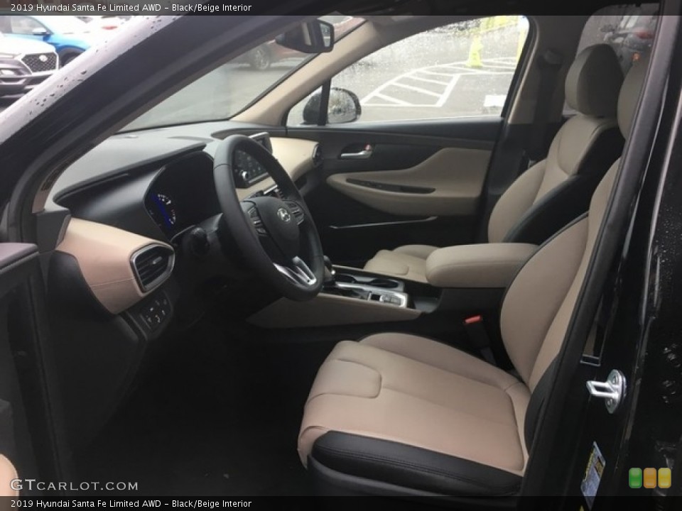 Black/Beige Interior Photo for the 2019 Hyundai Santa Fe Limited AWD #130762062