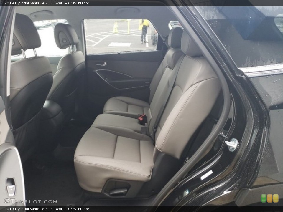 Gray Interior Rear Seat for the 2019 Hyundai Santa Fe XL SE AWD #130764579