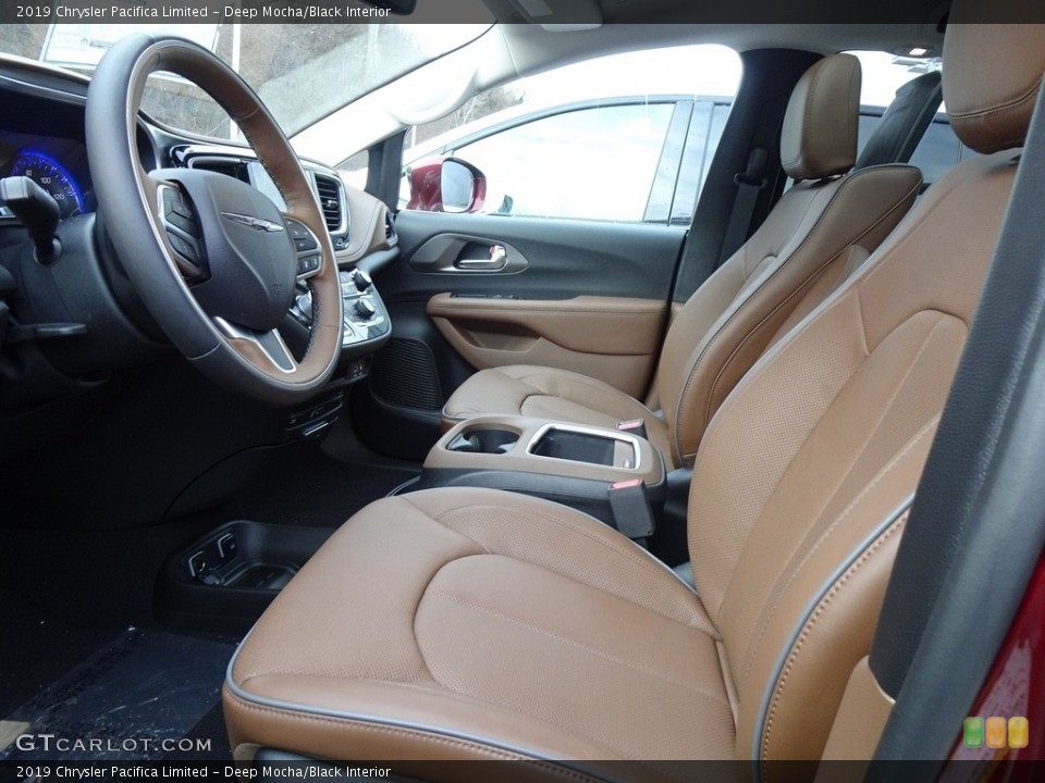 Deep Mocha/Black 2019 Chrysler Pacifica Interiors